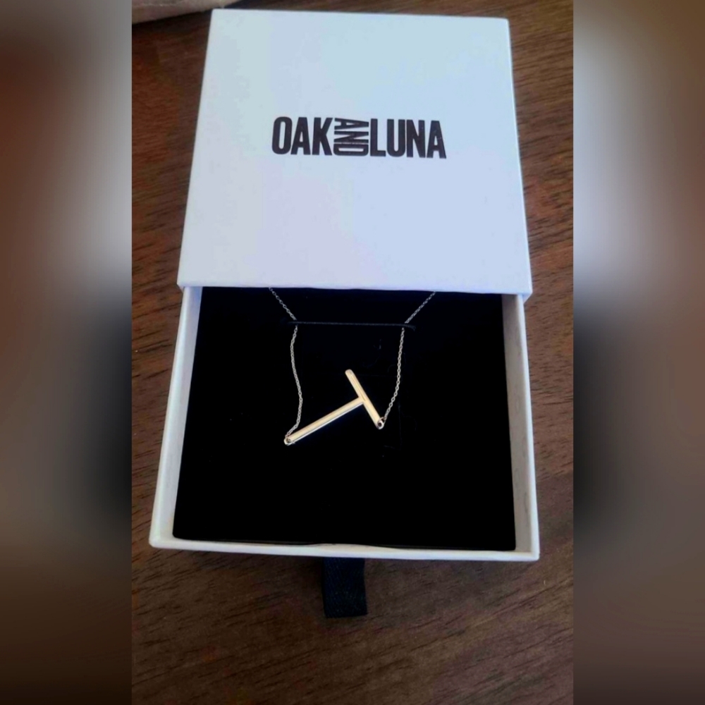 Oak and Luna White Gold "T" Necklace